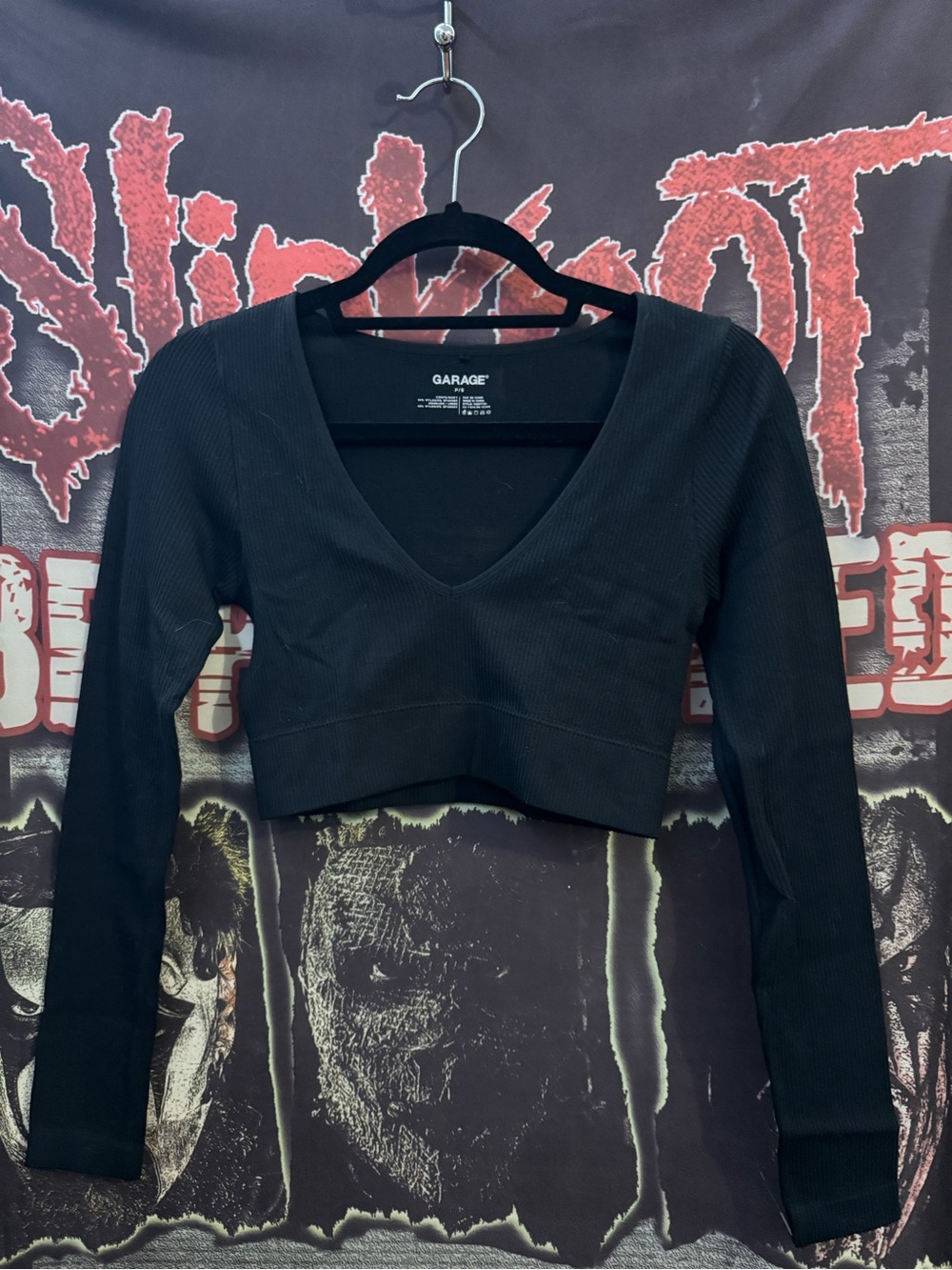 Garage Black V-Neck Ribbed Long-Sleeve Crop Top